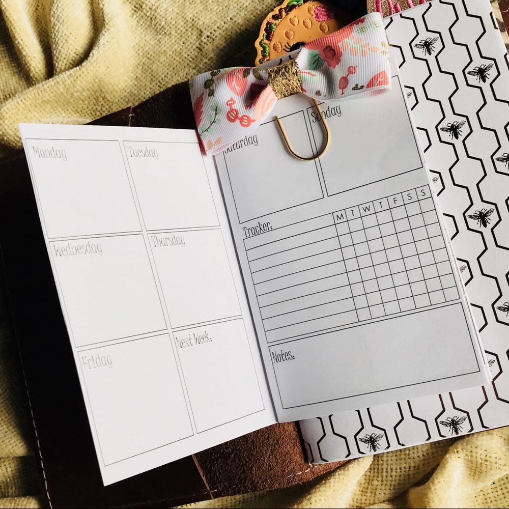 Pocket - 8 Travelers Notebook Planner Inserts